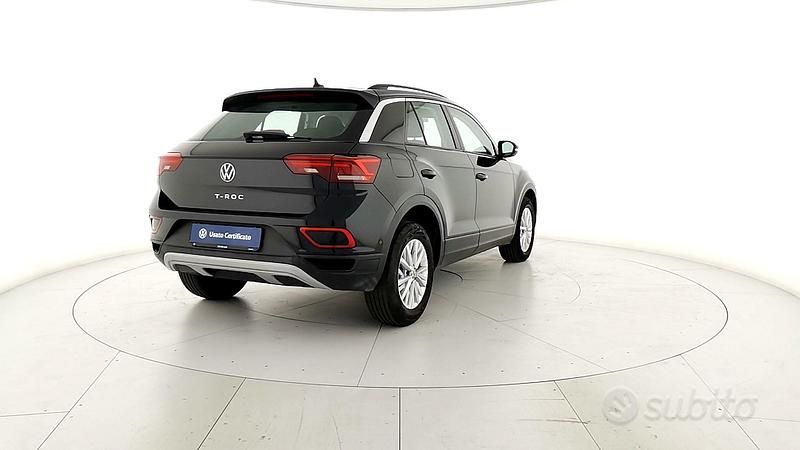 Usata VW T-Roc Life 150 CV (110 kW) 2025 Nero SUV