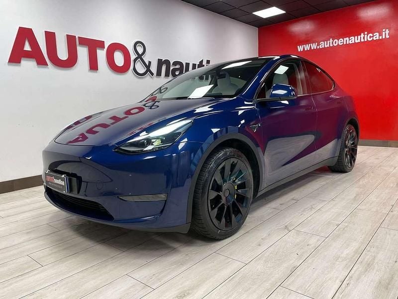 Usata Tesla Model Y 378 kW (514 CV) 2021 Blu/azzurro SUV