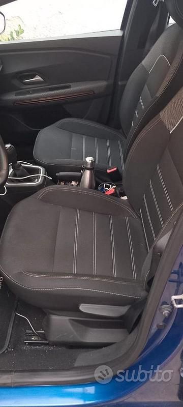 Usata Dacia Sandero 90 CV (66 kW) 2023 Blu Utilitaria