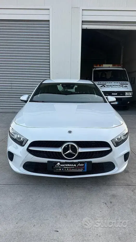 Usata Mercedes A180 Executive 116 CV (85 kW) 2021 Bianco Berlina