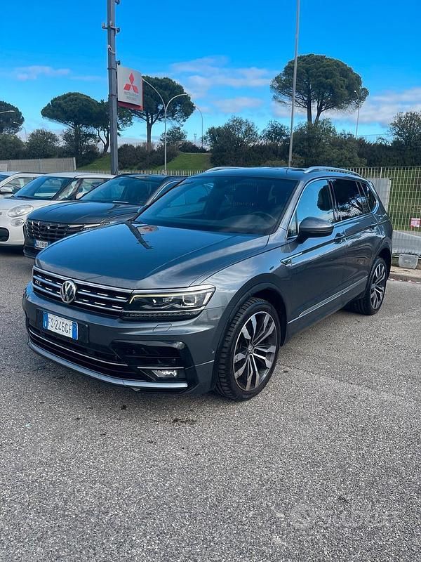 Usata VW Tiguan Advance 149 CV (109 kW) 2018 Grigio SUV