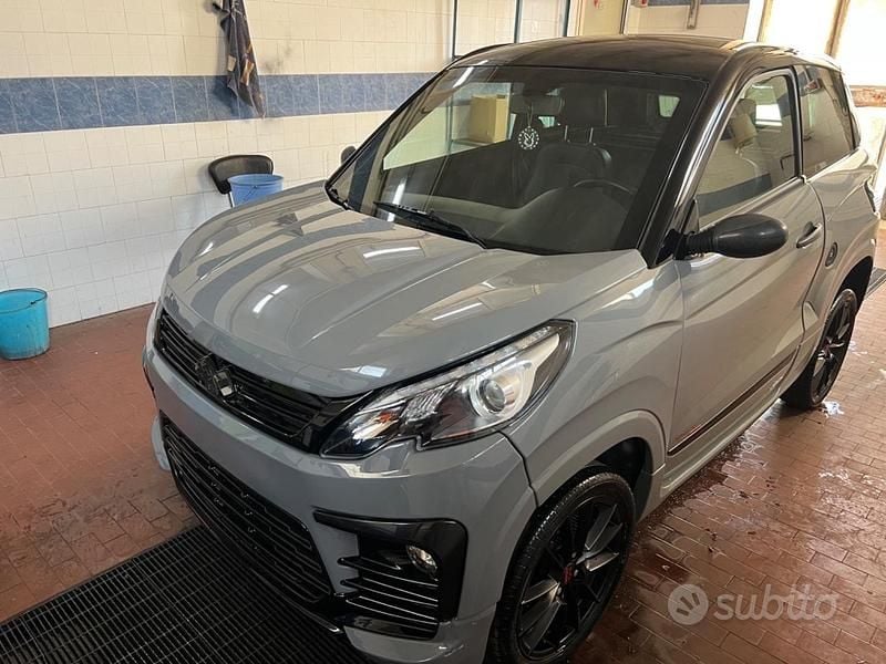 Grigio Usata 2021 Ligier JS60 Due volumi | 10.990 € - Immagine 1/4