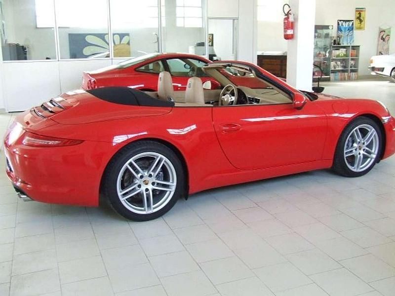 Indisch rot Usata 2014 Porsche 991 Cabrio | 87.900 € (Buon prezzo) - Immagine 1/4