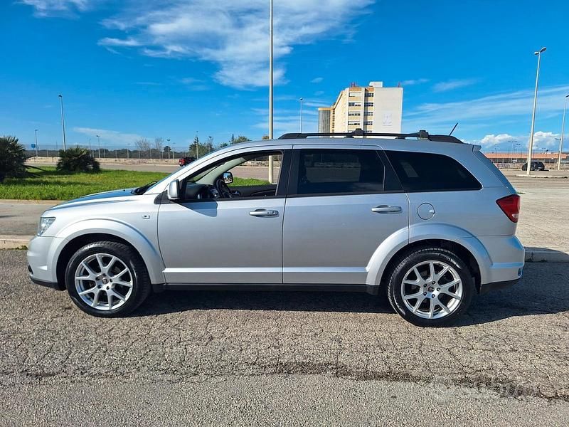 Usata Fiat Freemont Urban 170 CV (125 kW) 2013 Grigio SUV