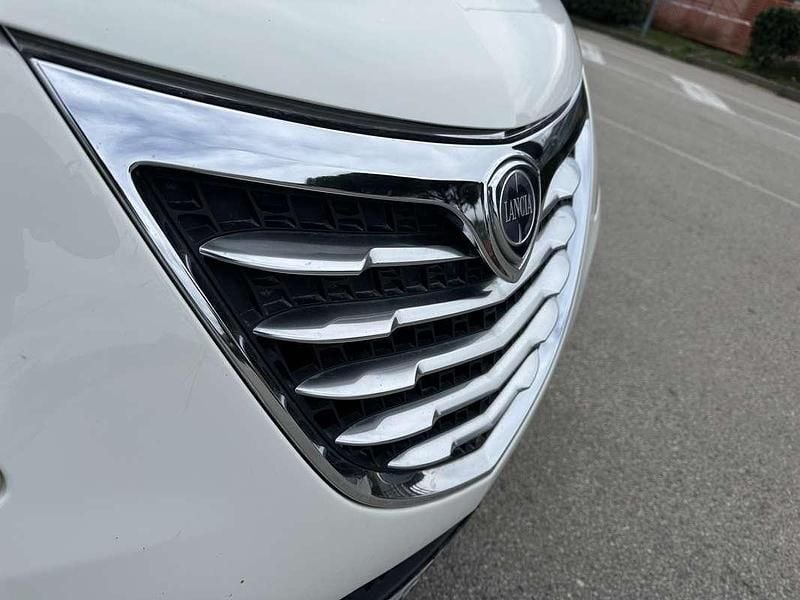 Usata Lancia Ypsilon 95 CV (69 kW) 2013 Utilitaria