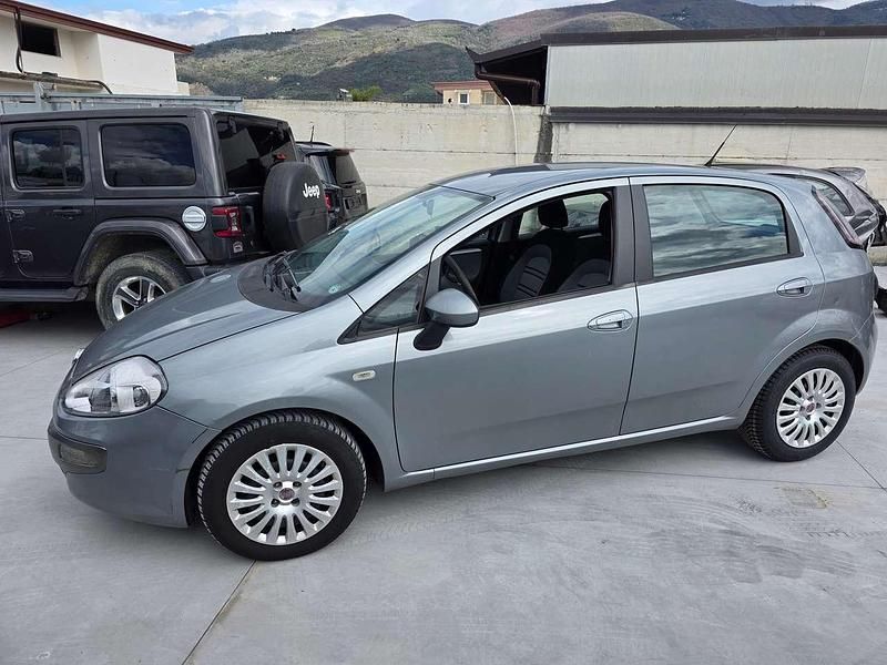Usata Fiat Punto Evo Emotion 95 CV (69 kW) 2010 Grigio Utilitaria