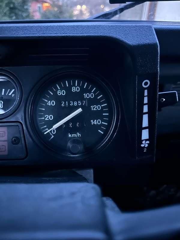 Usata Land Rover Defender 86 CV (63 kW) 1987 Verde SUV