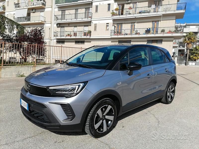 Usata Opel Crossland X Ultimate 120 CV (88 kW) 2021 Grigio SUV