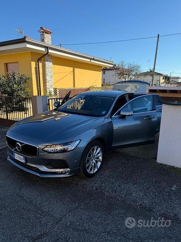 Marrone Usata 2017 Volvo S90 Berlina | 16.000 € (Buon prezzo) - Immagine 1/4