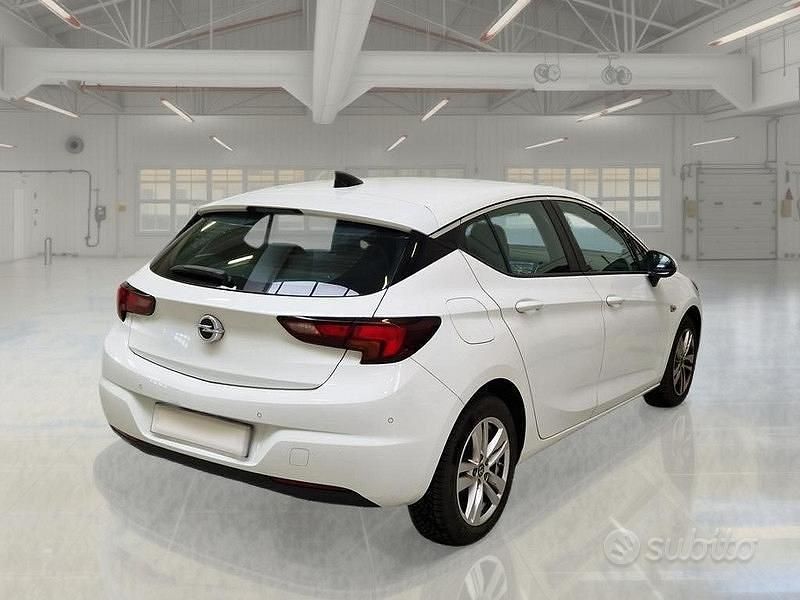 Usata Opel Astra Business 136 CV (100 kW) 2017 Bianco Berlina