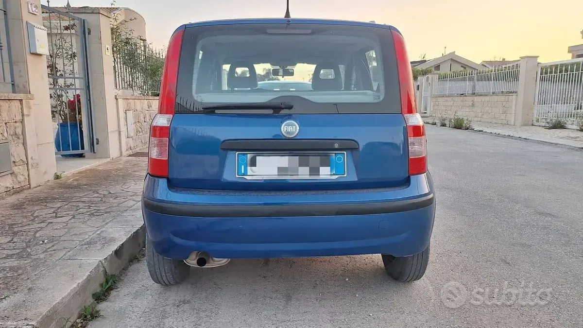 Usata Fiat Panda 70 CV (51 kW) 2005 Blu Utilitaria