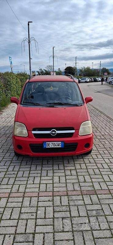 Usata Opel Agila 65 CV (47 kW) 2007 Berlina