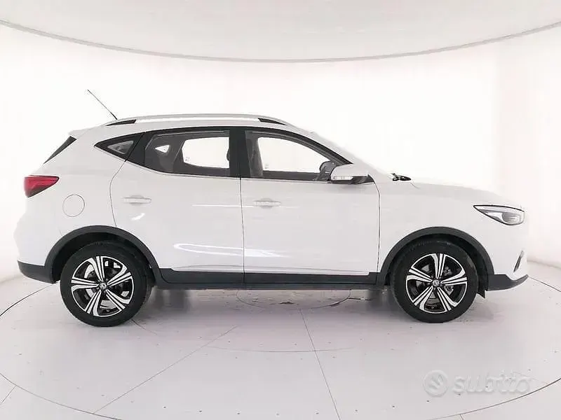 Usata MG ZS Comfort 106 CV (77 kW) 2023 Bianco SUV