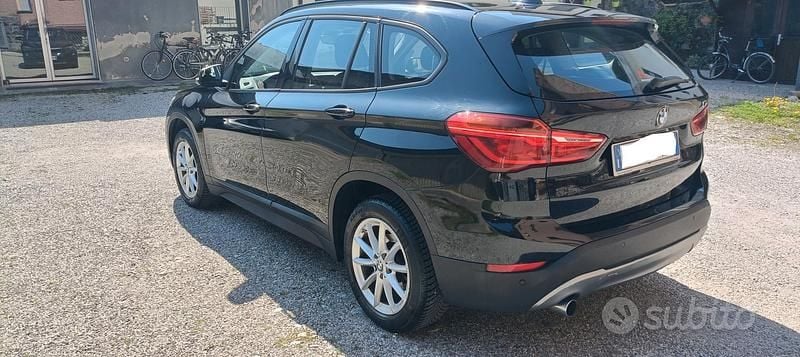 Usata BMW X1 150 CV (110 kW) 2017 Nero SUV