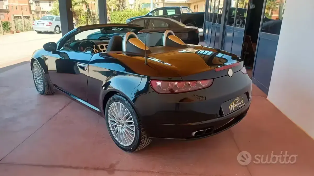 Usata Alfa Romeo Spider Exclusive 200 CV (147 kW) 2007 Nero Cabrio