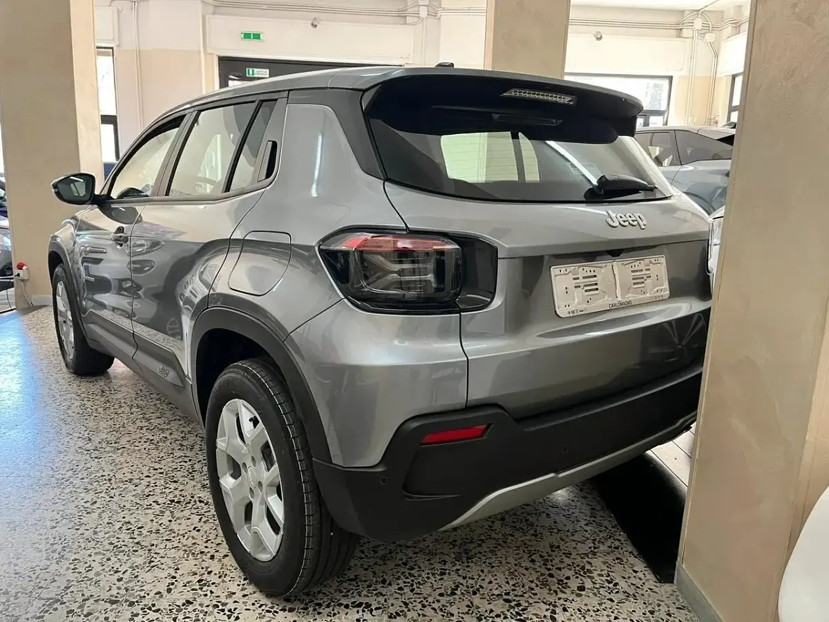 Nuova Jeep Avenger Altitude 100 CV (73 kW) 2026 Grigio SUV