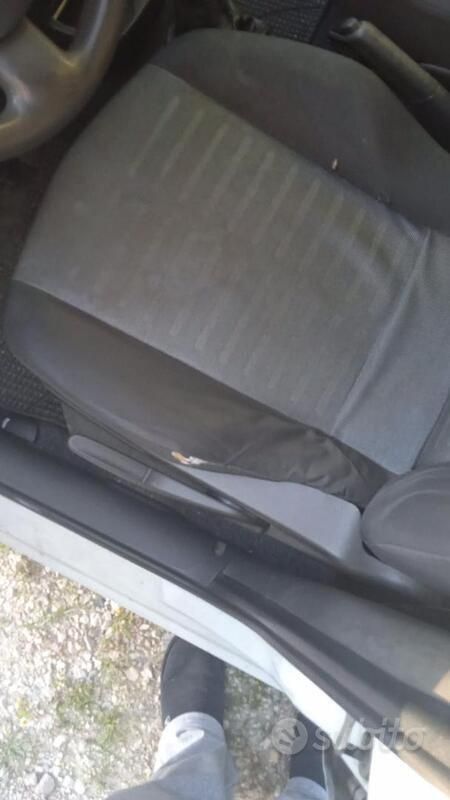 Usata Fiat Punto 60 CV (44 kW) 2010 Bianco Utilitaria