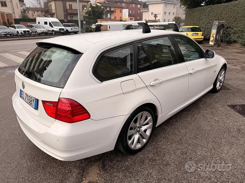 Usata BMW 316 116 CV (85 kW) 2011 Bianco Station wagon