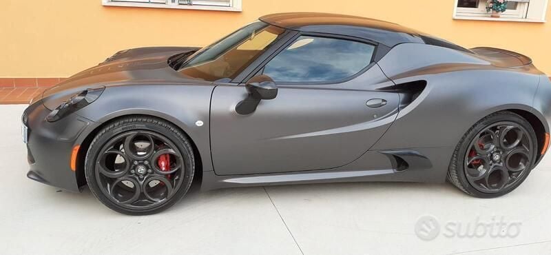 Usata Alfa Romeo 4C Competizione 241 CV (177 kW) 2019 Grigio Coupé