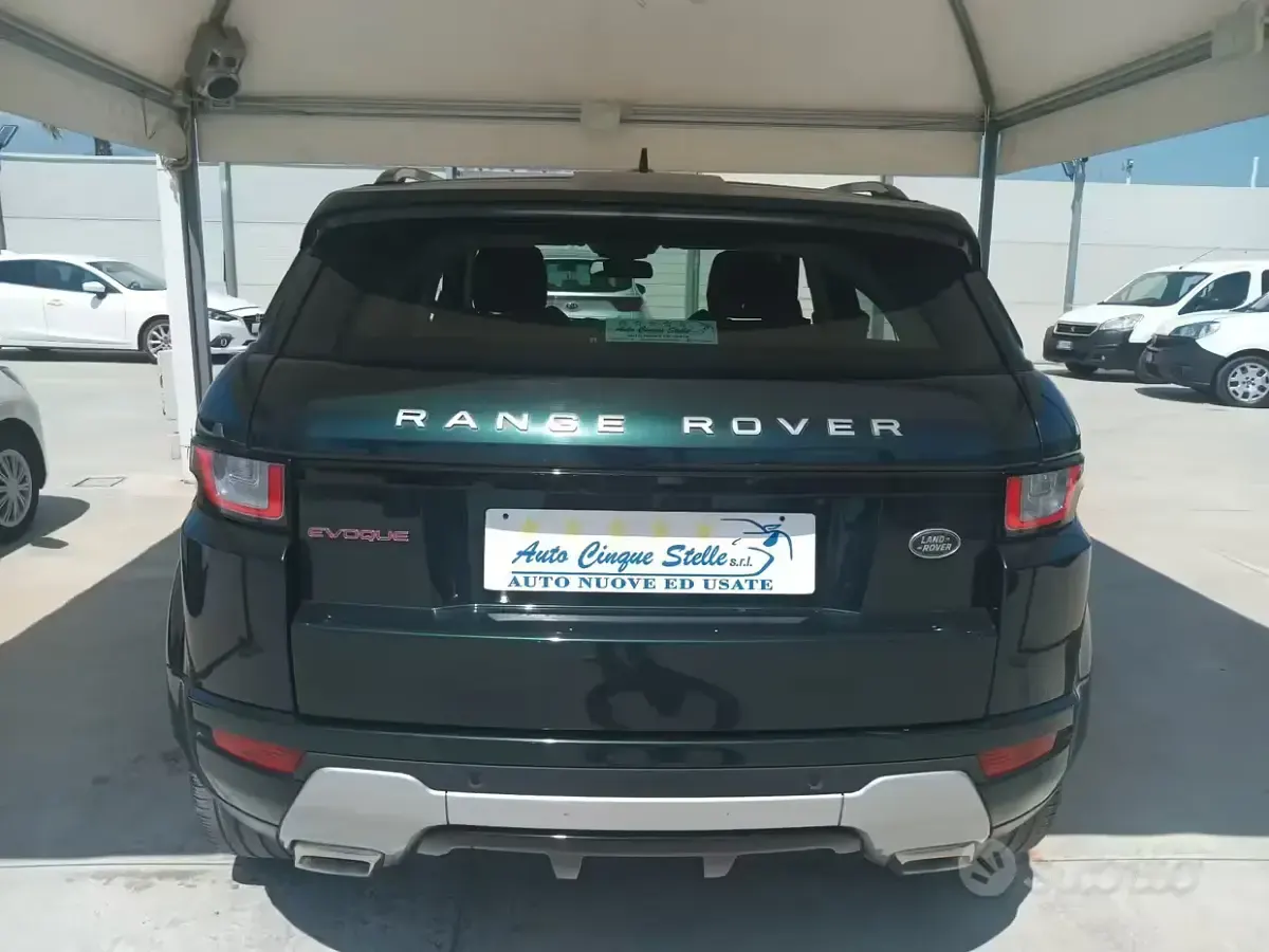 Usata Land Rover Range Rover evoque 150 CV (110 kW) 2016 Verde SUV
