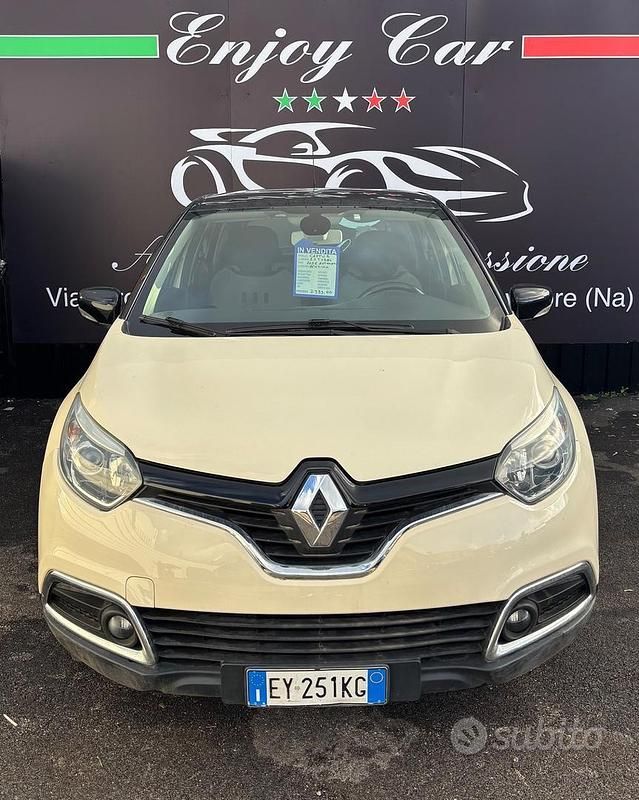 Usata Renault Captur 120 CV (88 kW) 2016 SUV