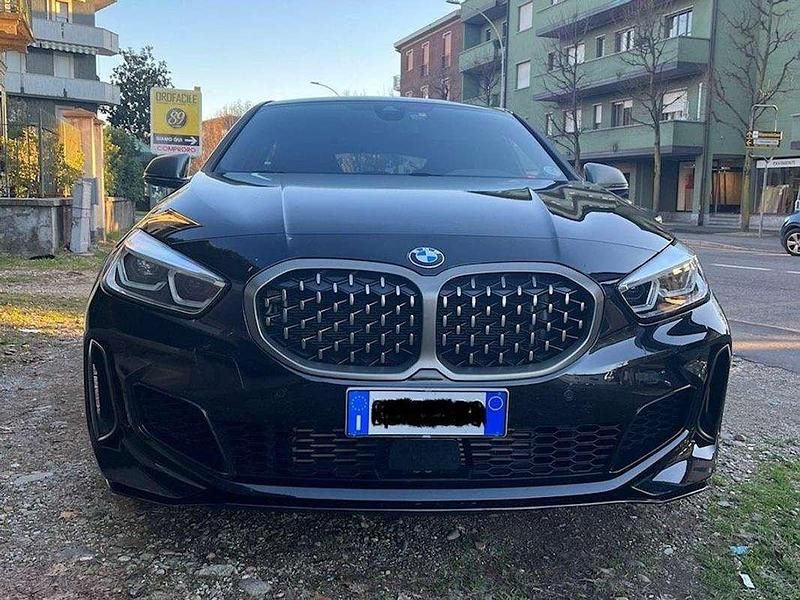 Usata BMW M135 306 CV (225 kW) 2022 Nero Utilitaria