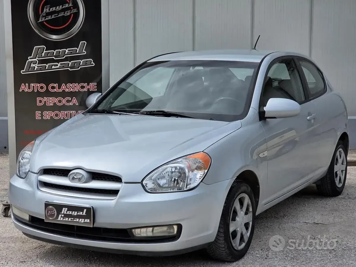 Usata Hyundai Accent Dynamiq 97 CV (71 kW) 2008 Berlina