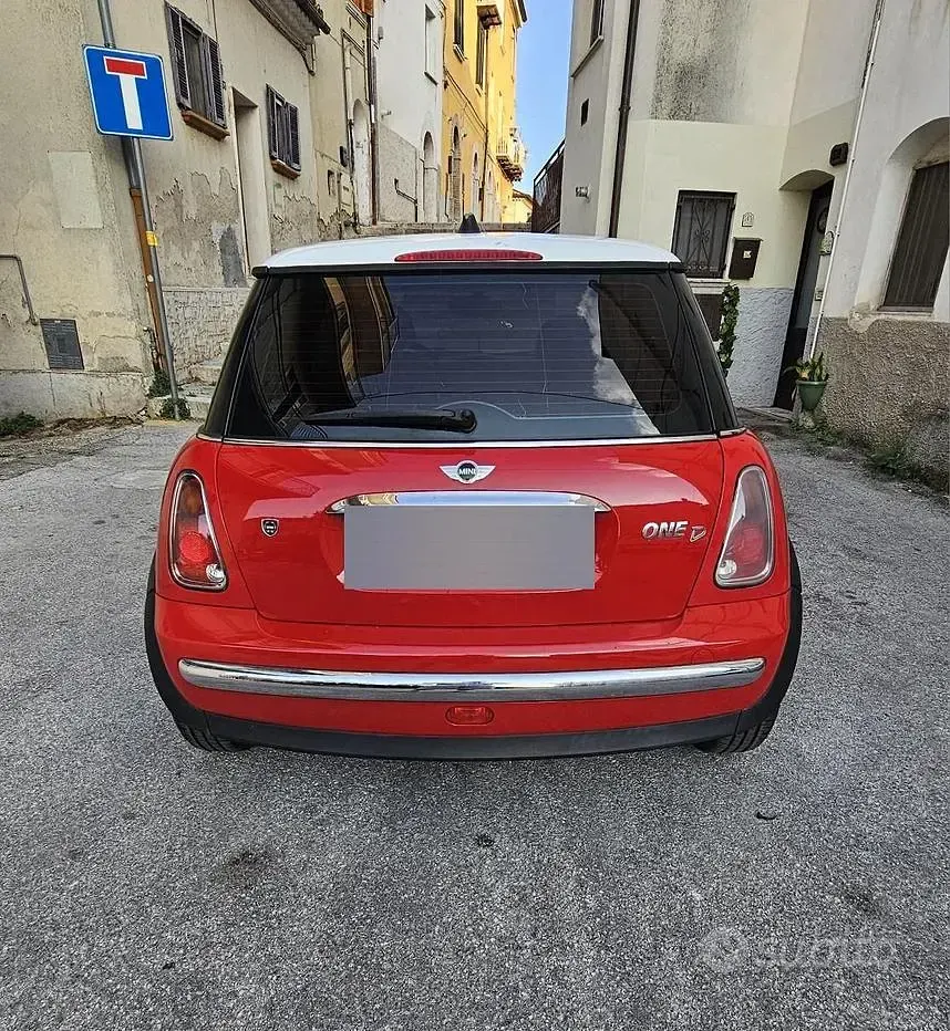 Usata Mini Cooper 88 CV (64 kW) 2005 Rosso Utilitaria