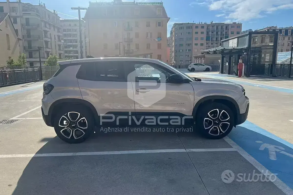 Usata Jeep Avenger Altitude 101 CV (74 kW) 2024 Altro SUV