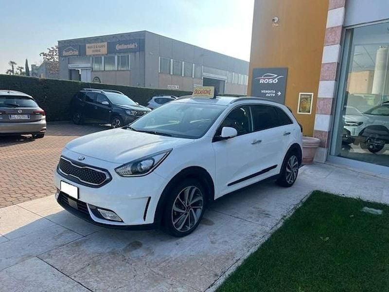 Usata Kia Niro Style 105 CV (77 kW) 2019 Bianco SUV