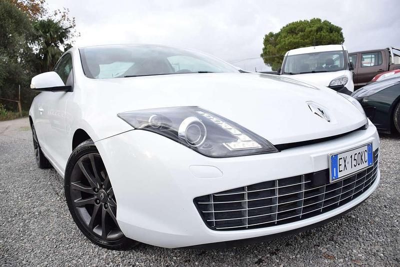 Usata Renault Laguna Coupé 110 CV (80 kW) 2014 Bianco Coupé