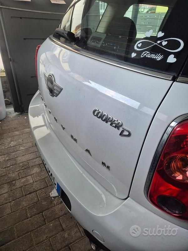 Usata Mini Cooper D Countryman 111 CV (81 kW) 2014 Bianco SUV