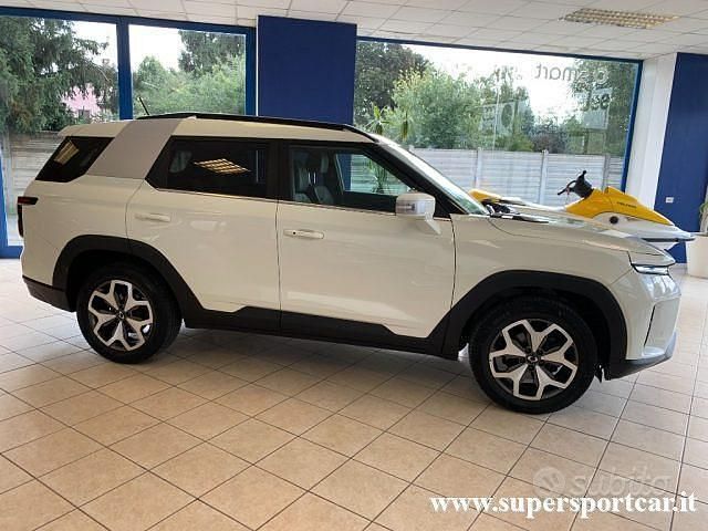 Usata Ssangyong (KGM) Torres 163 CV (119 kW) 2023 Bianco pastello SUV