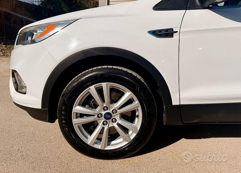 Usata Ford Kuga Titanium 150 CV (110 kW) 2017 SUV