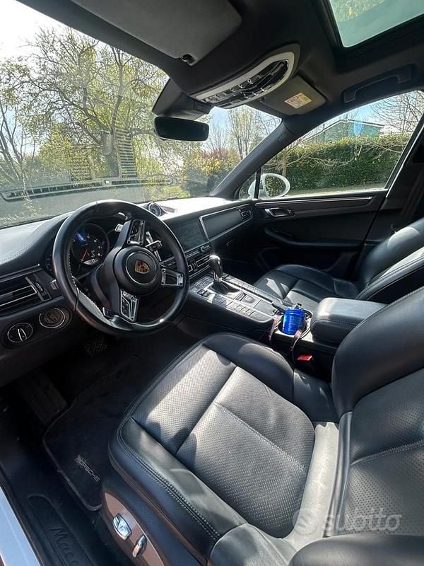 Usata Porsche Macan 245 CV (180 kW) 2023 Bianco SUV