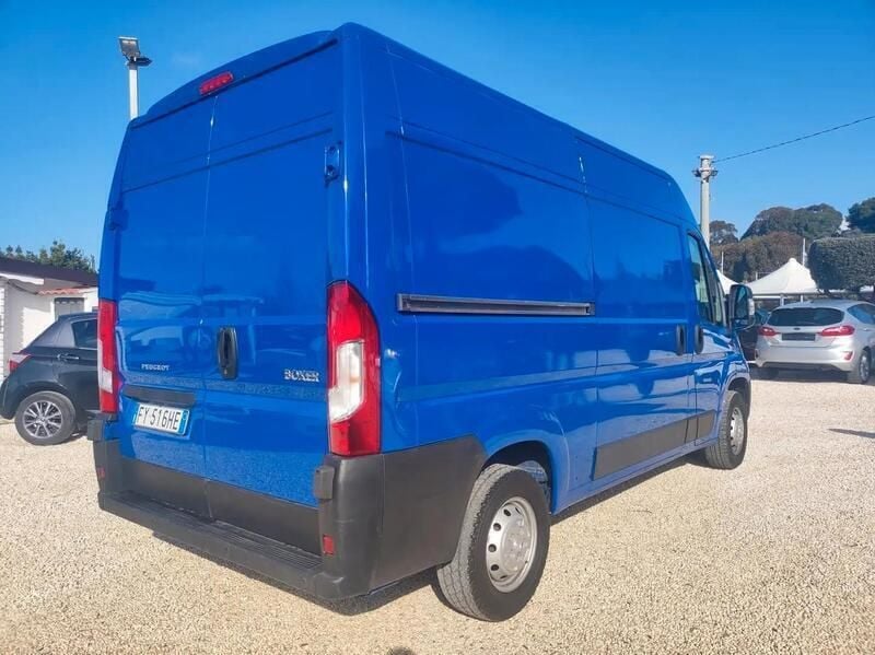 Usata Peugeot Boxer 140 CV (102 kW) 2019 Blu Furgone