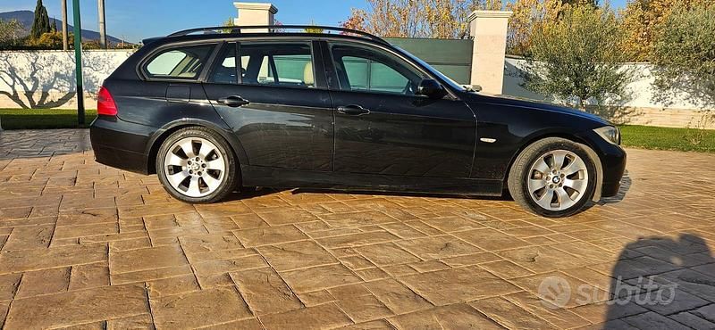 Usata BMW 320 2007 Nero Station wagon