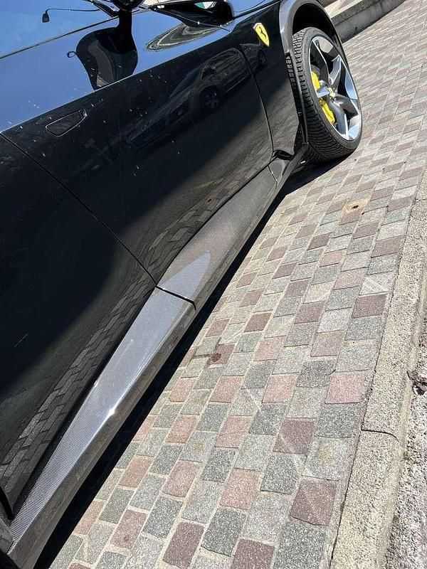 Nuova Ferrari Purosangue 725 CV (533 kW) 2026 Nero SUV