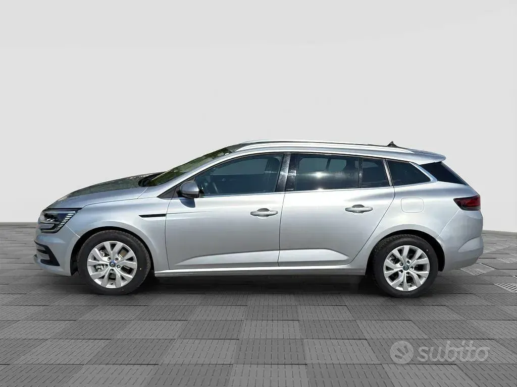 Usata Renault Mégane IV Business 91 CV (66 kW) 2021 Grigio magnete Station wagon