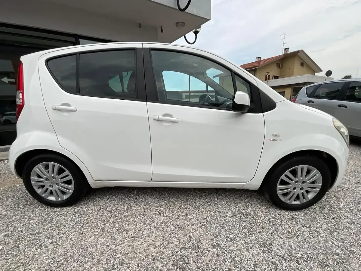 Usata Suzuki Splash GL 68 CV (50 kW) 2014 Bianco Utilitaria