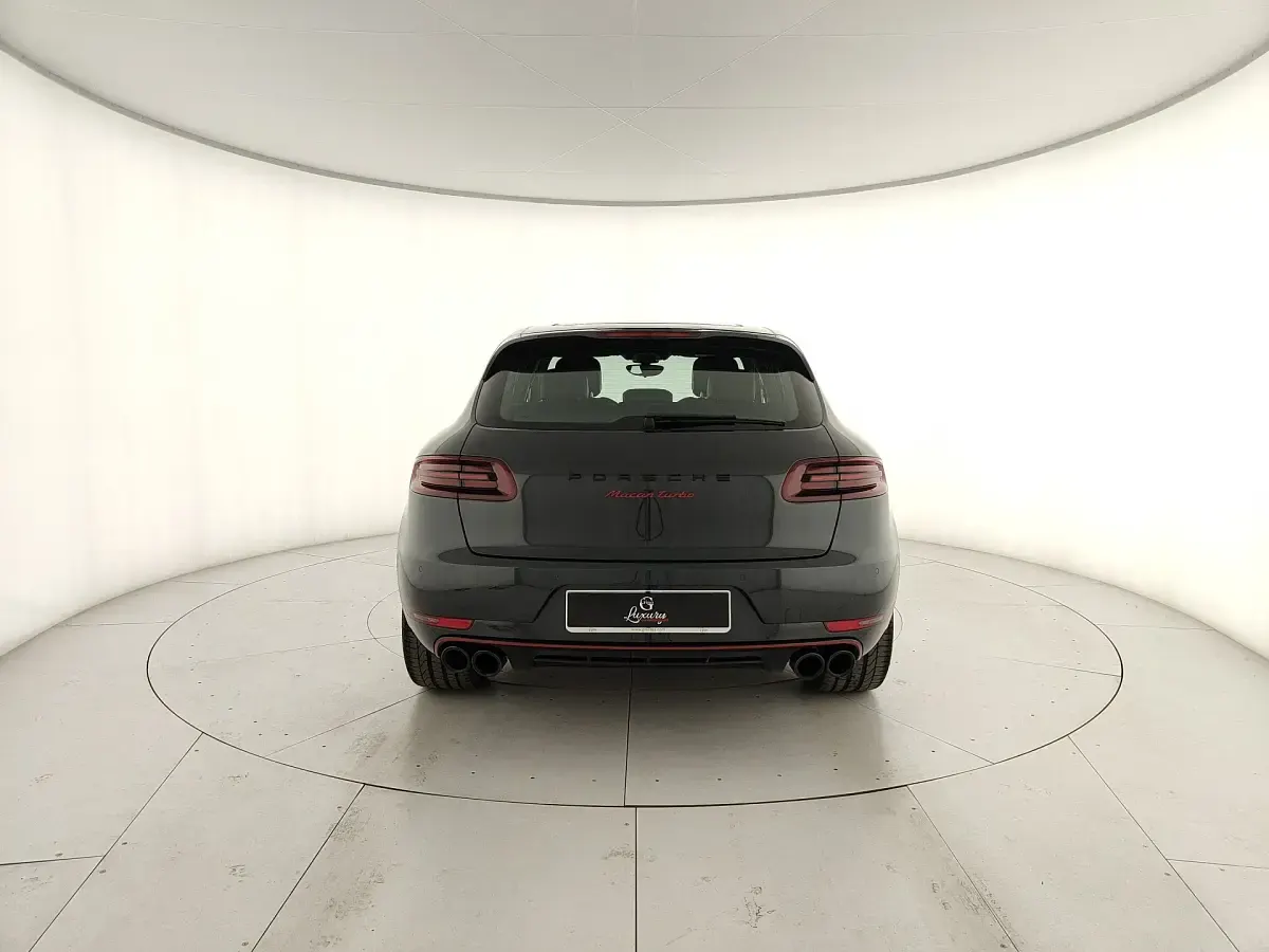 Usata Porsche Macan Turbo Performance Package 441 CV (324 kW) 2018 Grigio SUV