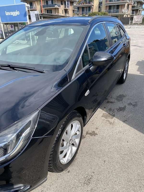 Usata Opel Astra Business 136 CV (100 kW) 2016 Station wagon