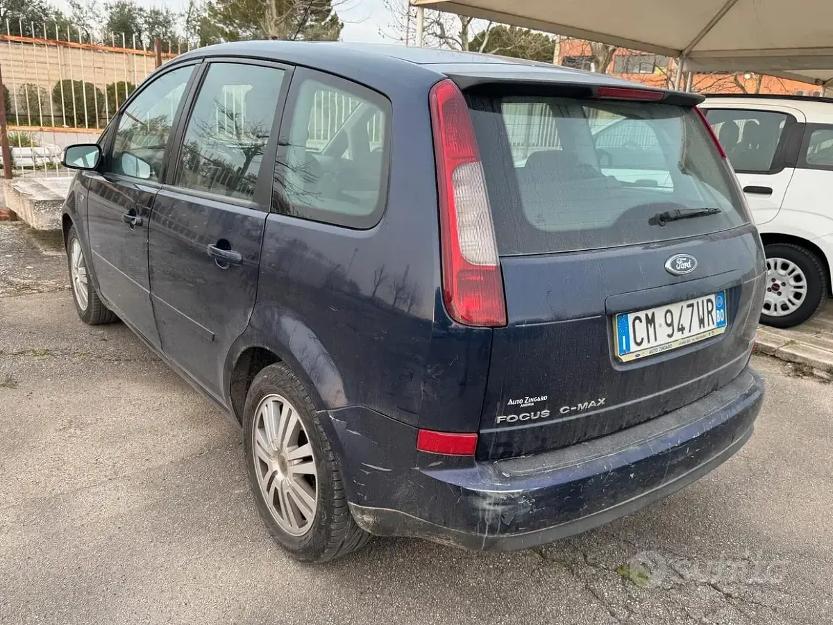 Usata Ford C-MAX Ghia 109 CV (80 kW) 2004 Blu Monovolume