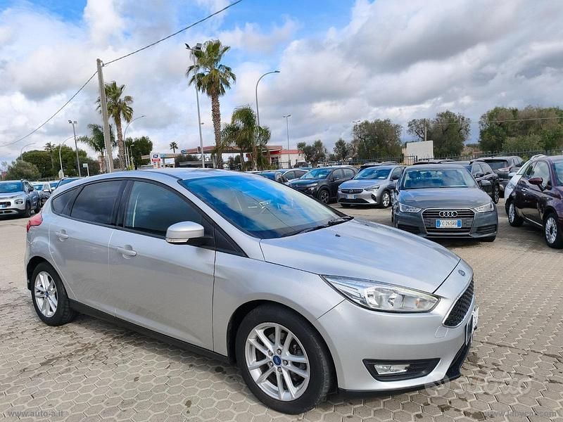 Usata Ford Focus Titanium 95 CV (69 kW) 2017 Grigio Berlina