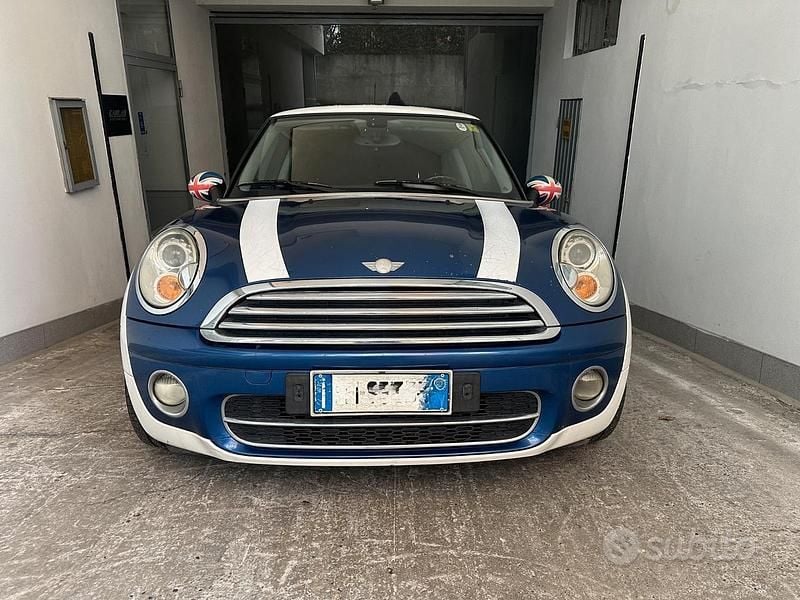 Usata Mini Cooper D 109 CV (80 kW) 2007 Blu Utilitaria