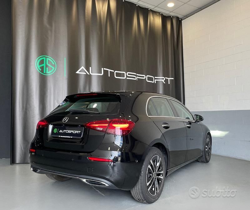 Usata Mercedes A200 Advanced Plus 150 CV (110 kW) 2023 Nero Berlina