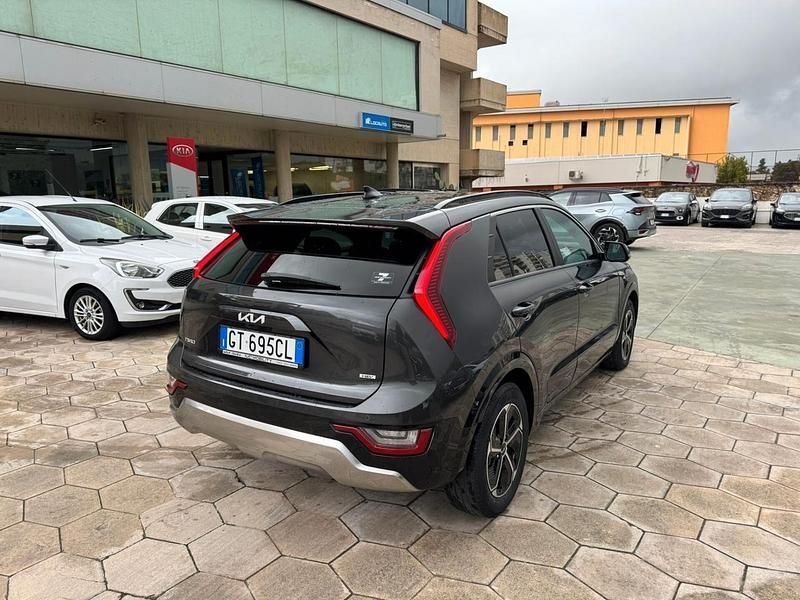 Usata Kia Niro 104 CV (76 kW) 2022 Nero SUV