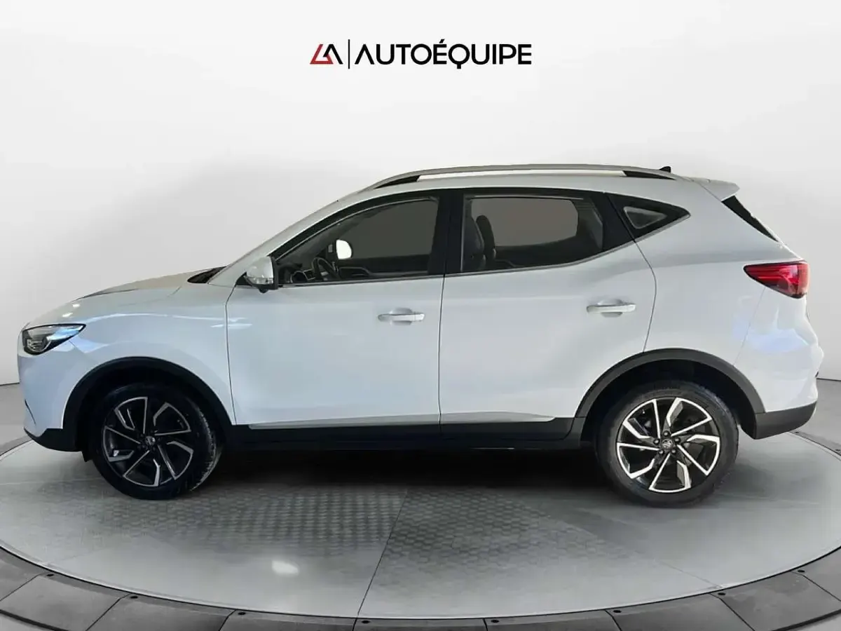 Usata MG ZS Luxury 106 CV (77 kW) 2024 Bianco SUV
