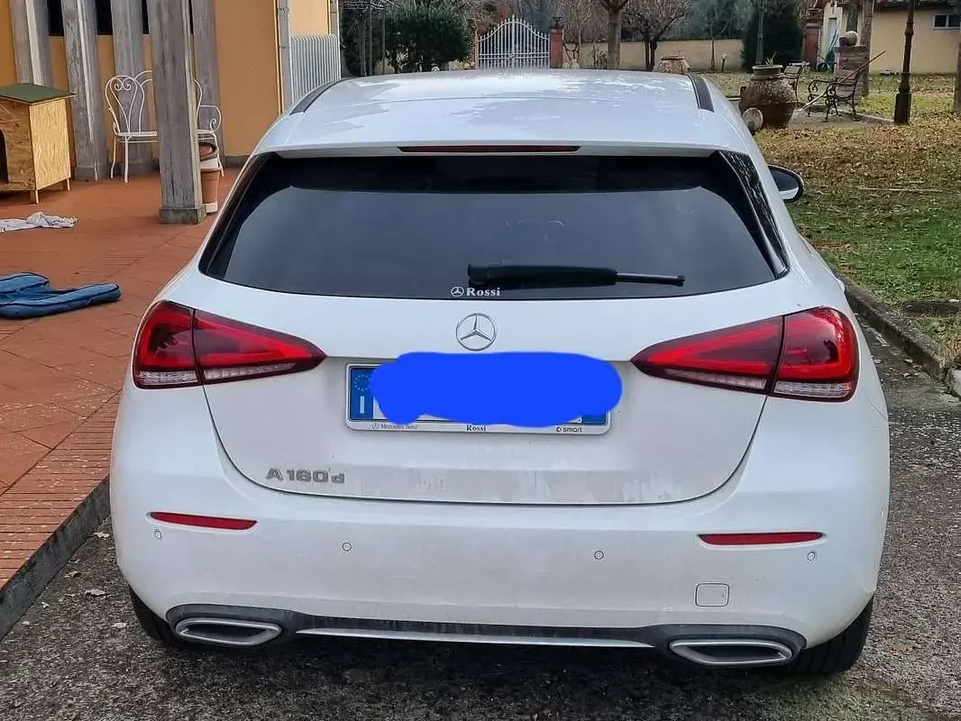 Usata Mercedes A180 Edition 116 CV (85 kW) 2022 Bianco Berlina