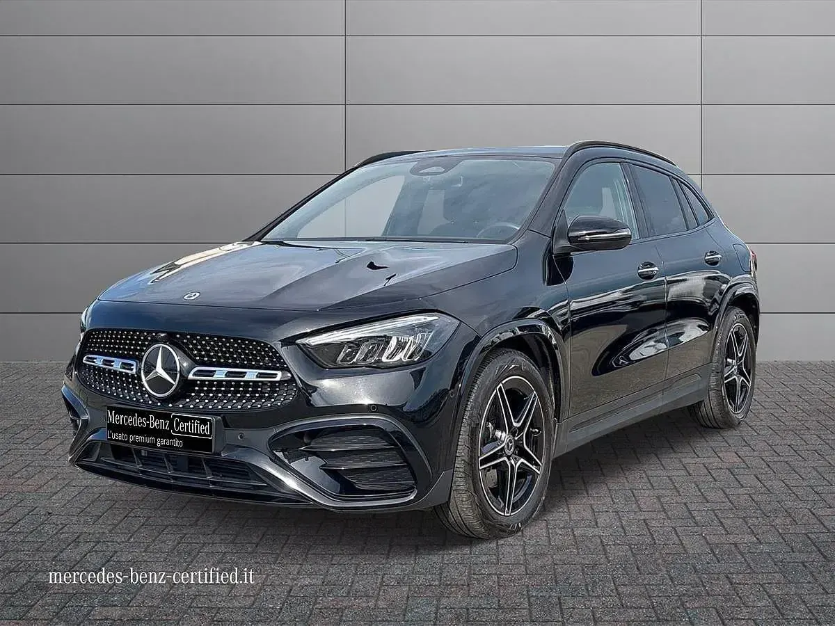 Usata Mercedes GLA180 Advanced Plus 116 CV (85 kW) 2023 Grigio medio SUV